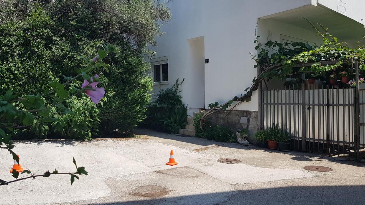 Hellena Guest house